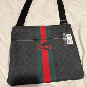 Gucci Black and Green Men's Messenger Bag (or women)